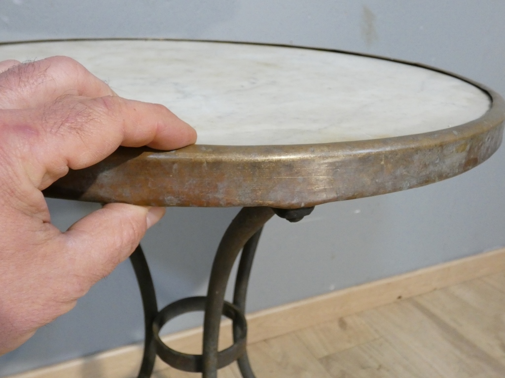 Guéridon de jardin XIX ème en fer forgé et marbre – Image 10