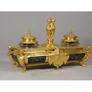 Victor Paillard (1805-1886), encrier double style Régence en bronze doré et marqueterie d'étain