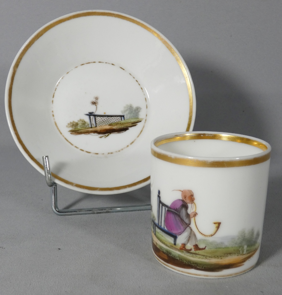 Au chinois fumant sa pipe, tasse en porcelaine de Paris époque début XIX ème siècle