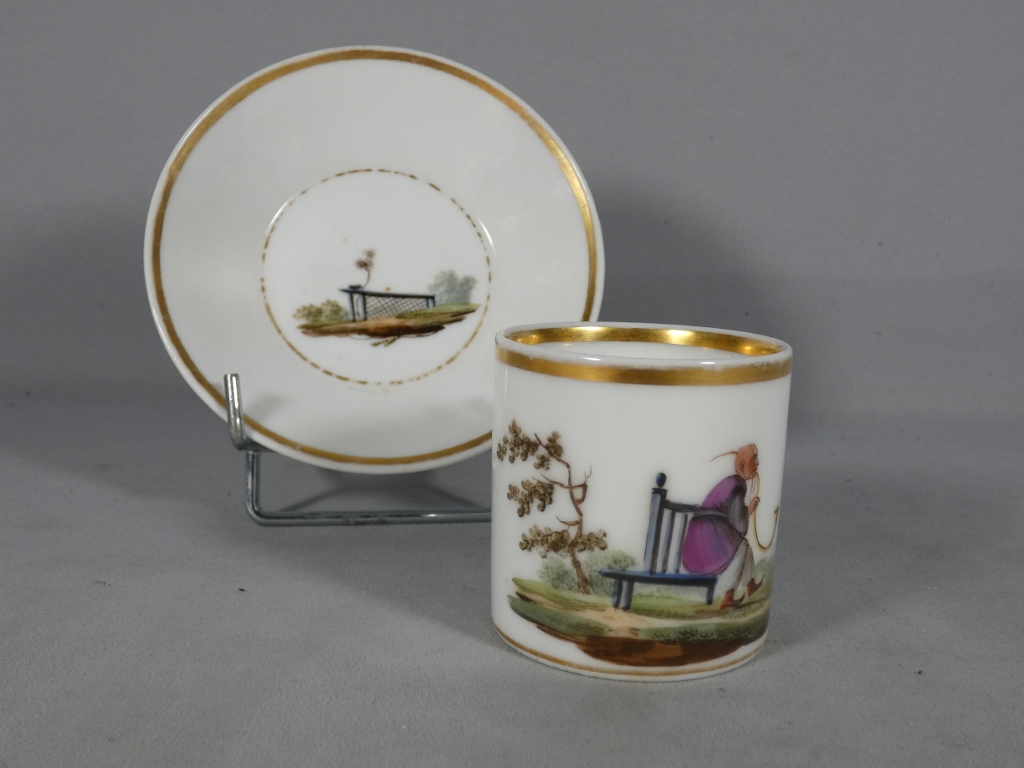 Au chinois fumant sa pipe, tasse en porcelaine de Paris époque début XIX ème siècle – Image 2