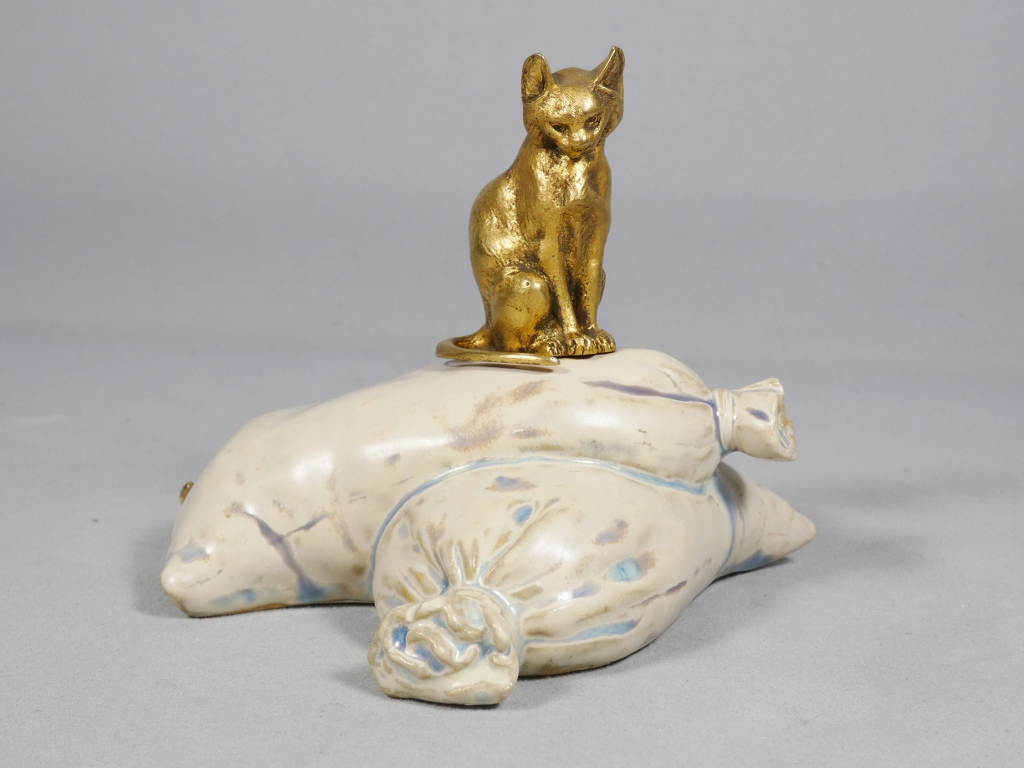 Susse frères, le chat sur sacs de farine, bronze et porcelaine, début XX ème – Image 2