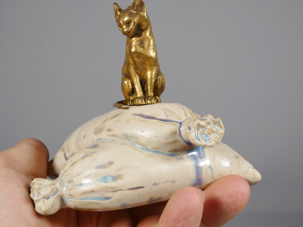 Susse frères, le chat sur sacs de farine, bronze et porcelaine, début XX ème – Image 7