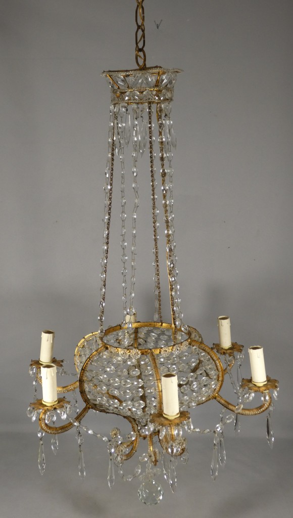 Lustre italien sac de perles et fer doré, époque milieu XX ème – Image 8