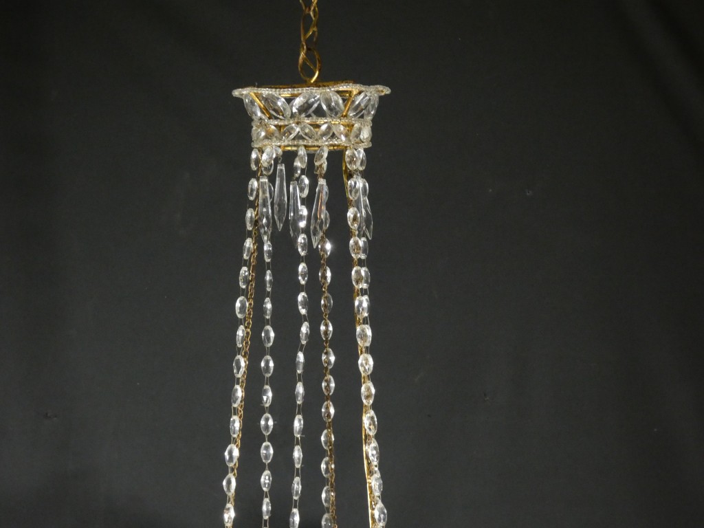 Lustre italien sac de perles et fer doré, époque milieu XX ème – Image 16