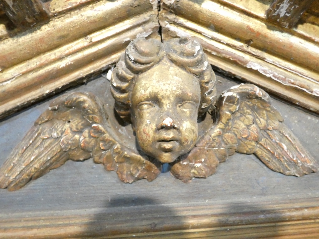 Important cadre-retable marial en bois sculpté, polychromé et doré – XVIIe siècle – Image 6