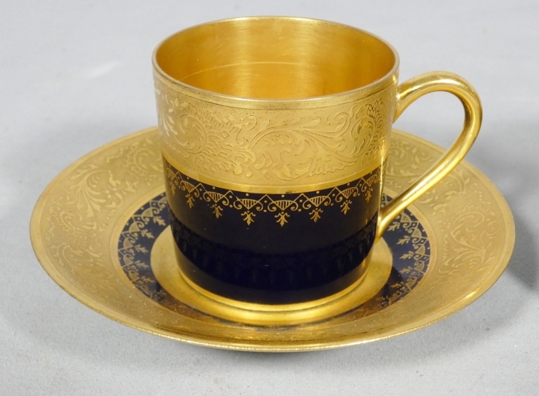 Incrustation d'or, tasse de collection en porcelaine de Limoges, possibilité 4, prix pour 1