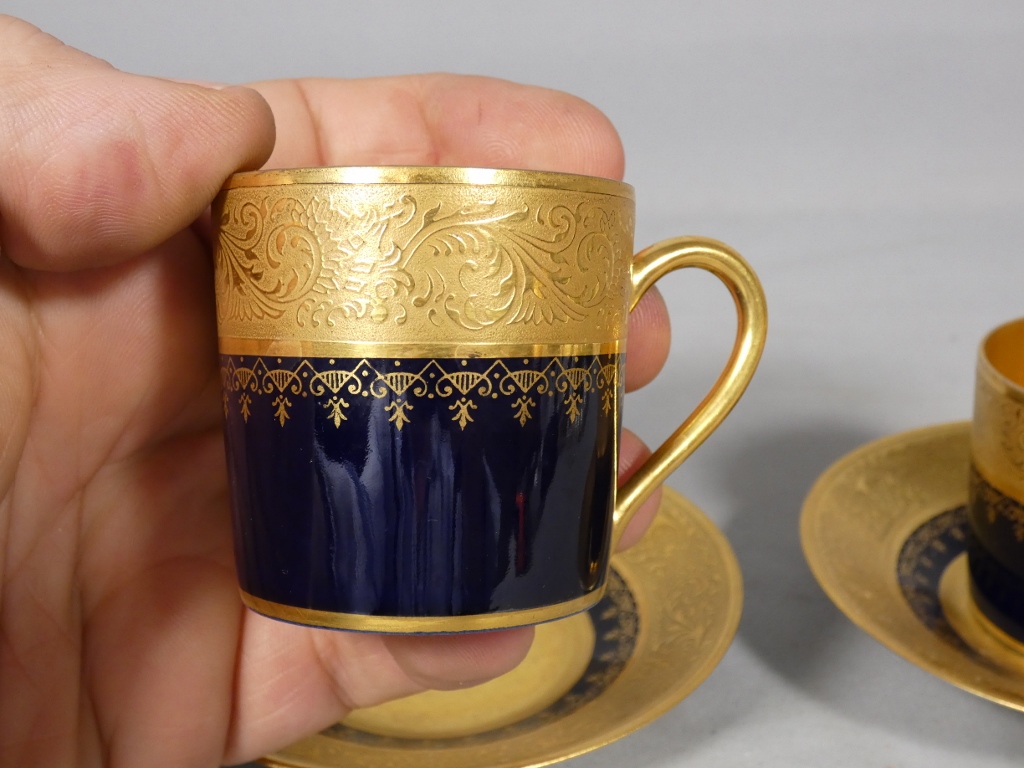 Incrustation d'or, tasse de collection en porcelaine de Limoges, possibilité 4, prix pour 1 – Image 2