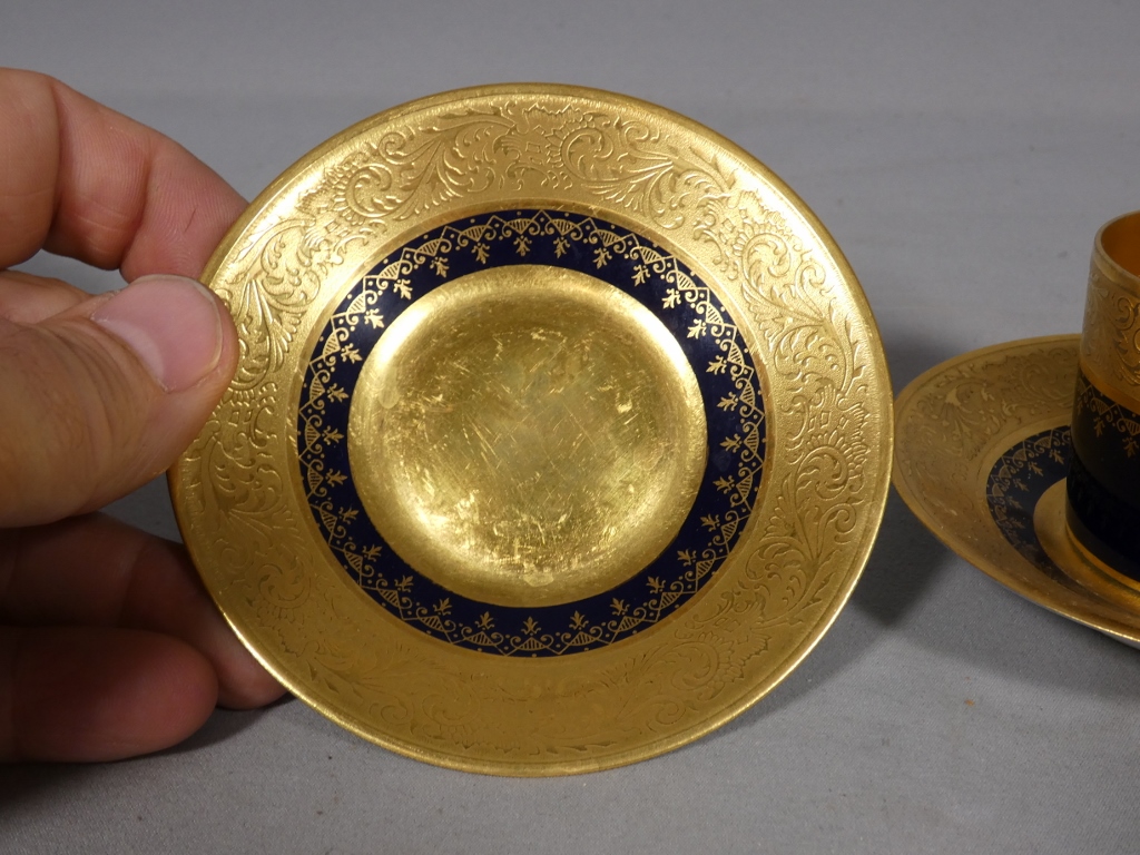 Incrustation d'or, tasse de collection en porcelaine de Limoges, possibilité 4, prix pour 1 – Image 4
