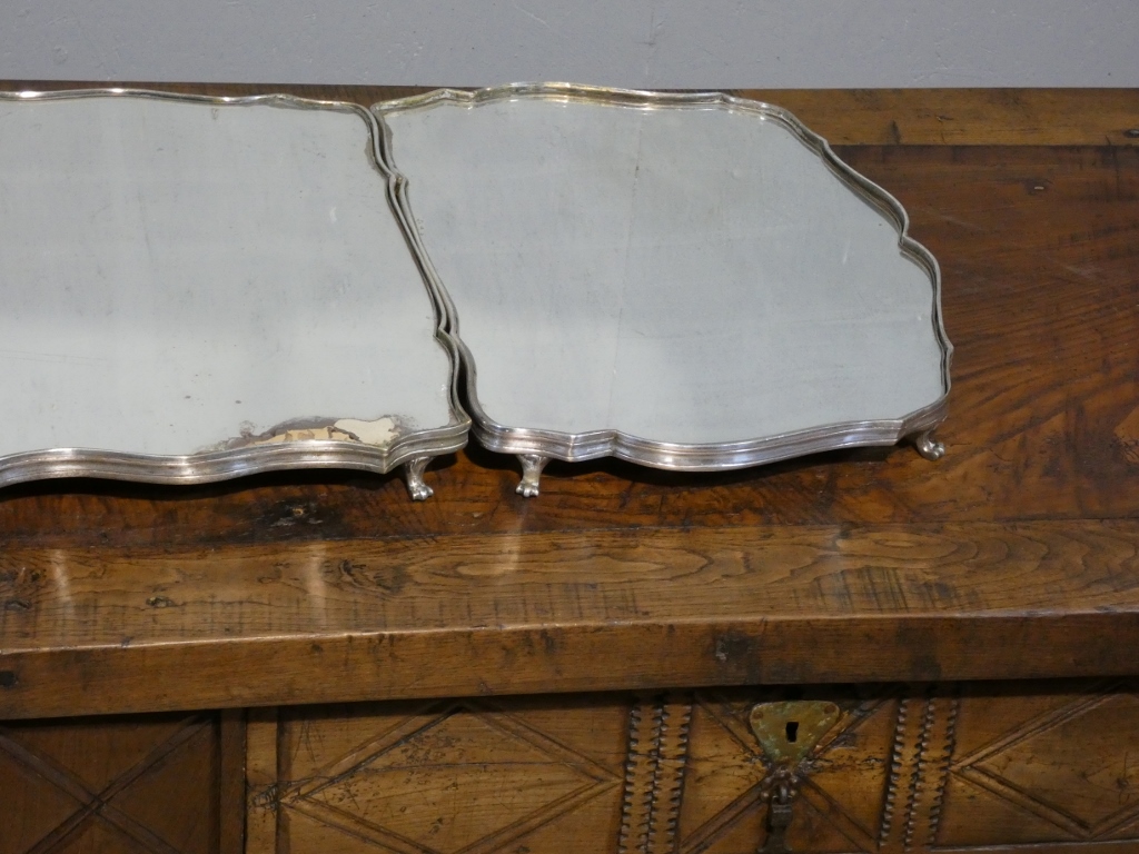 Grand surtout de table de style Louis XV en bronze argenté, époque fin XIX ème siècle – Image 15