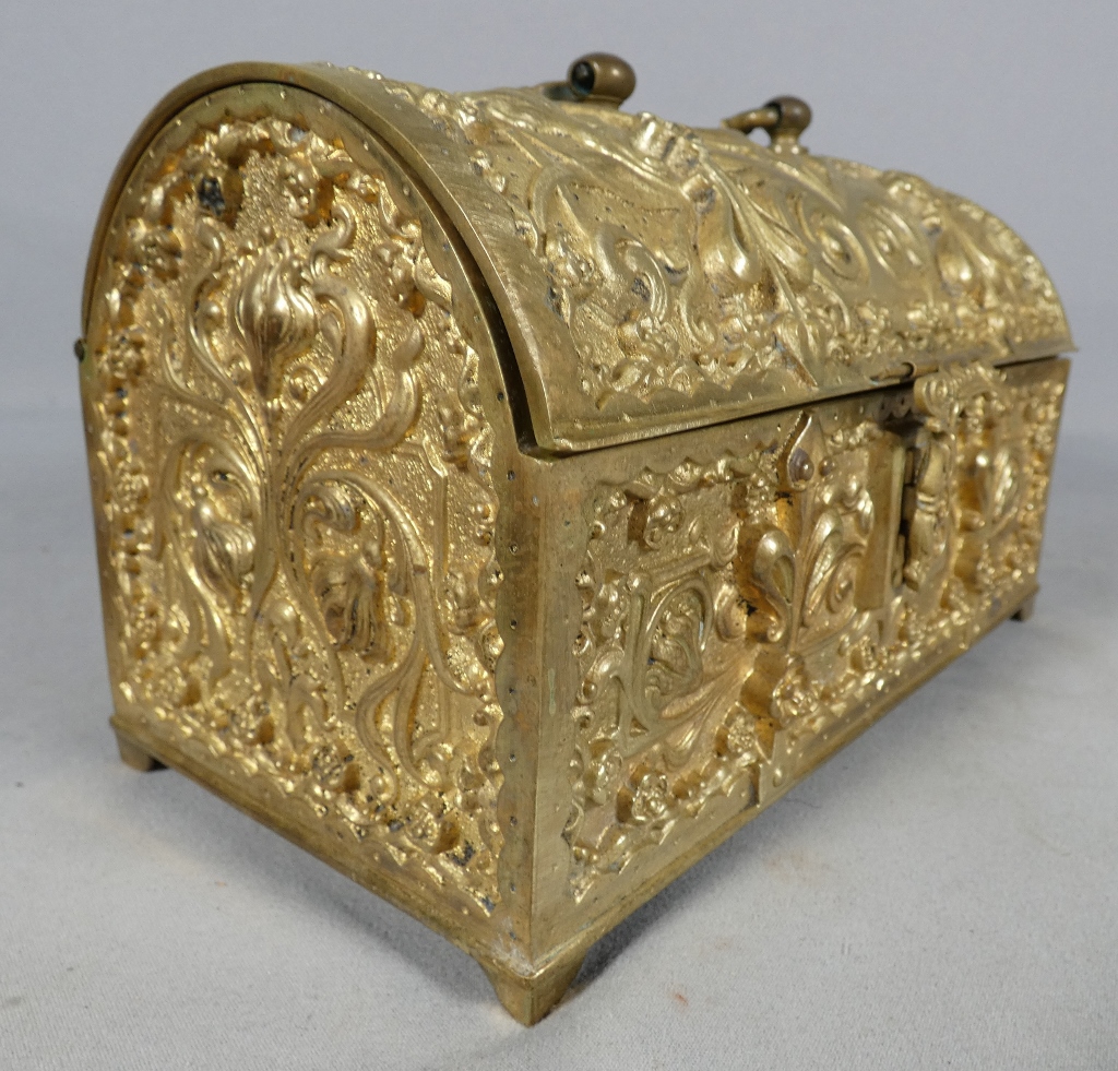 Coffret en bronze doré de style néo-gothique, XIXe siècle – Image 3