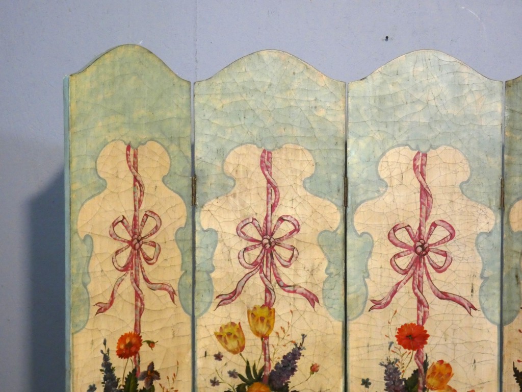 Paravent 4 feuilles en bois peint de bouquets de fleurs, époque XX ème – Image 2