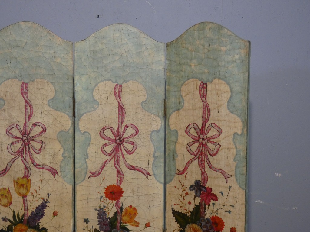 Paravent 4 feuilles en bois peint de bouquets de fleurs, époque XX ème – Image 10