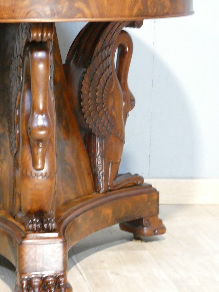 Guéridon aux cygnes d'époque Empire en acajou flammé et marbre turquin, XIX ème – Image 12