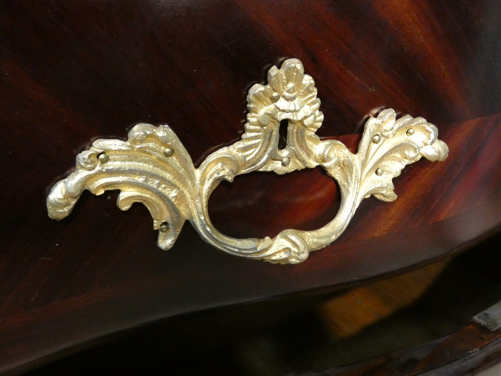 Petite commode d'entre-deux - époque Régence en palissandre - début XVIII ème siècle – Image 11