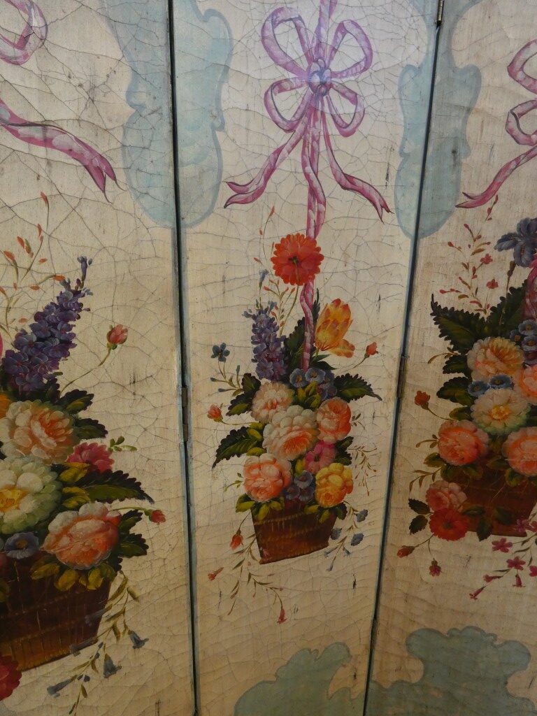 Paravent 4 feuilles en bois peint de bouquets de fleurs, époque XX ème – Image 6