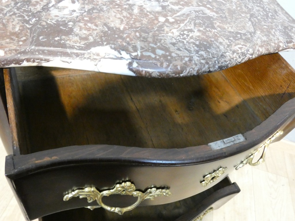 Petite commode d'entre-deux - époque Régence en palissandre - début XVIII ème siècle – Image 9