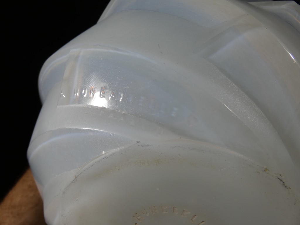 André Hunebelle, vase Saturne boule en verre opalescent, époque Art Déco – Image 5