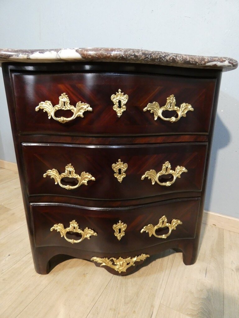 Petite commode d'entre-deux - époque Régence en palissandre - début XVIII ème siècle – Image 4