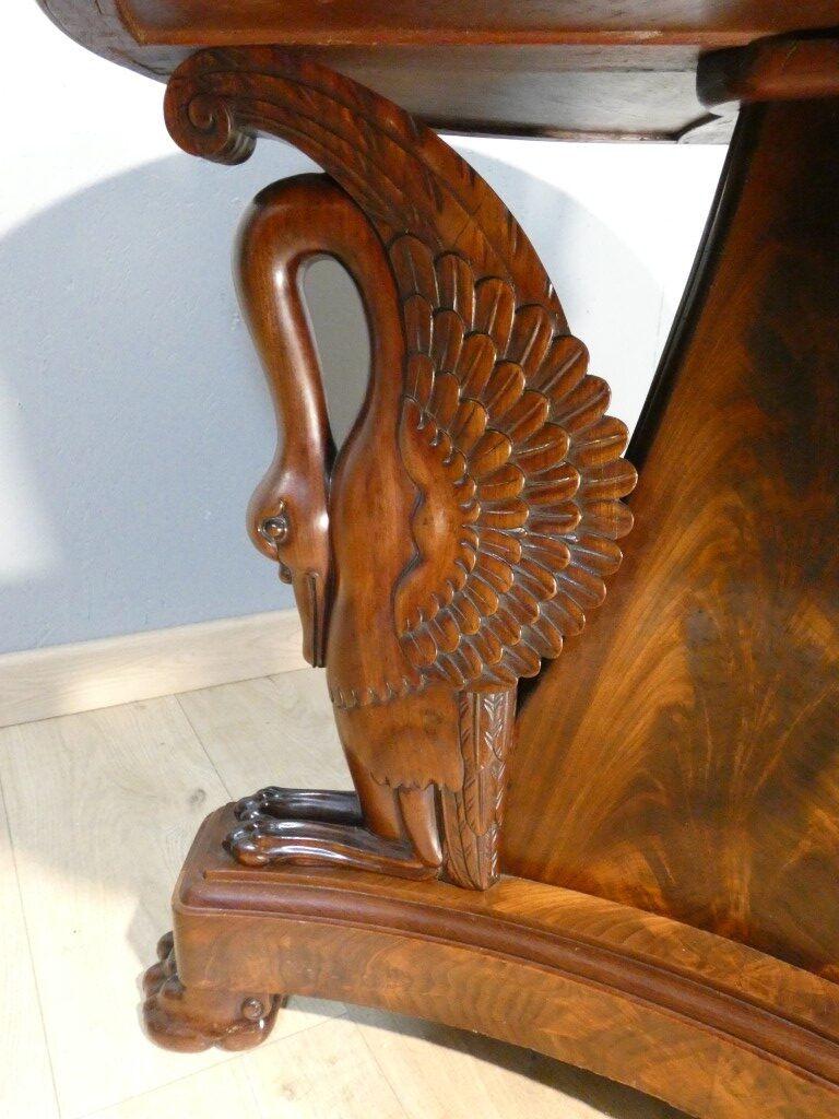 Guéridon aux cygnes d'époque Empire en acajou flammé et marbre turquin, XIX ème – Image 7
