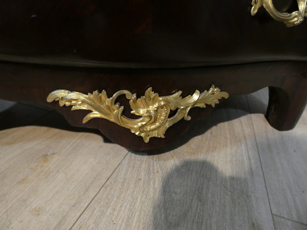 Petite commode d'entre-deux - époque Régence en palissandre - début XVIII ème siècle – Image 6