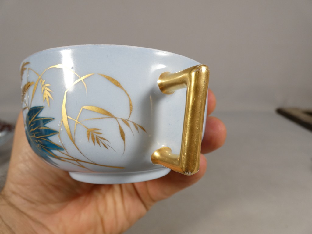 Martin pêcheur, tasse de collection en porcelaine de Limoges, époque XIX ème siècle – Image 6