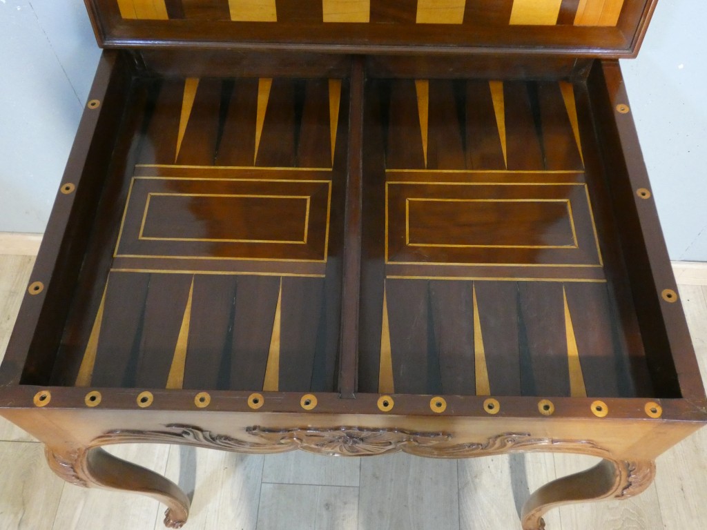 Table à jeux trictrac en acajou d’époque Louis XV – XVIIIᵉ siècle – Image 3