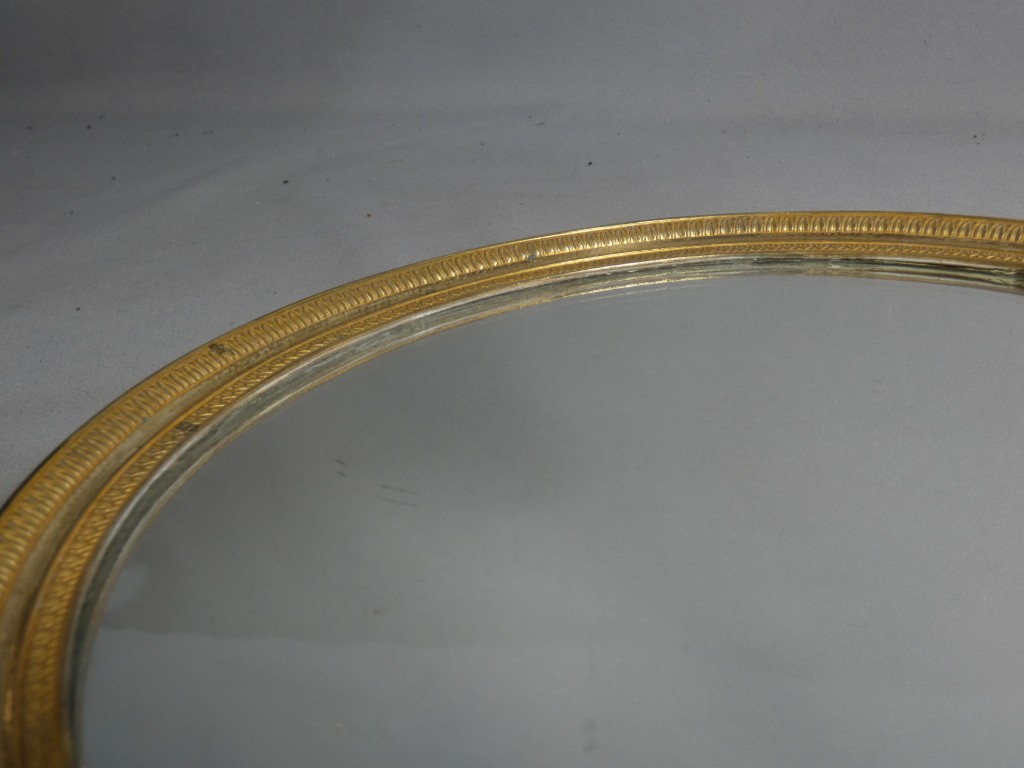 Plateau à miroir, centre de table d'époque Empire en bronze doré, XIX ème – Image 6