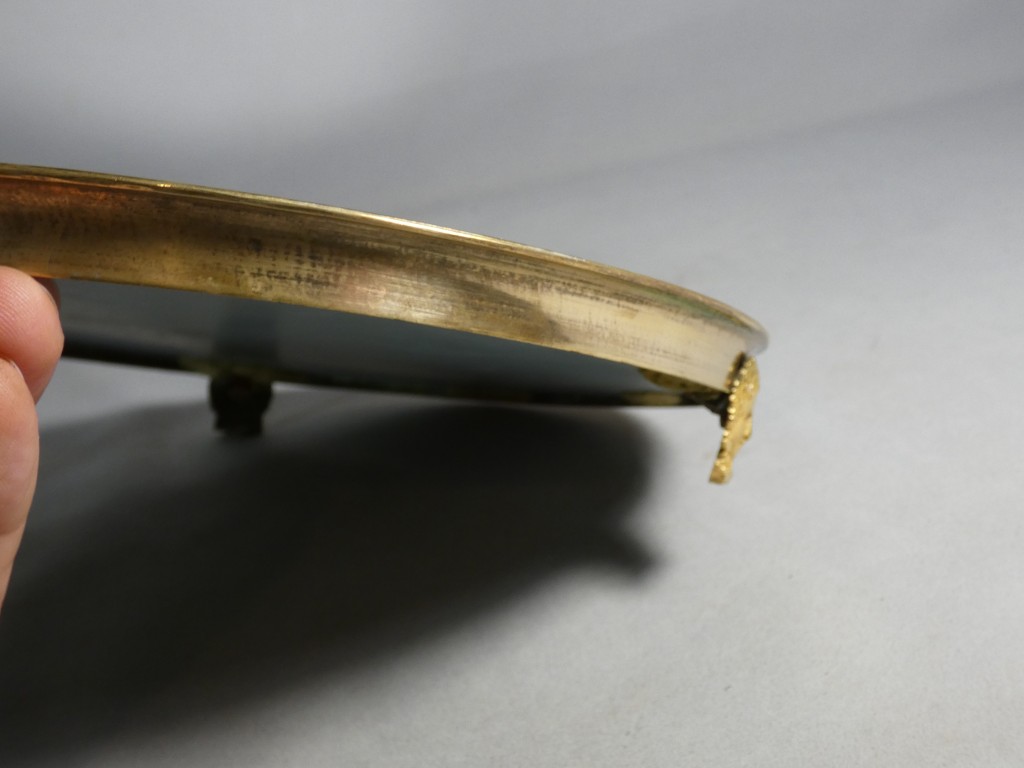 Plateau à miroir, centre de table d'époque Empire en bronze doré, XIX ème – Image 5