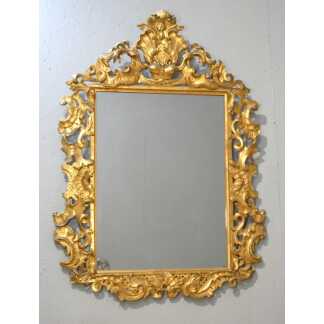 Important miroir rocaille italien en bois doré à glace au mercure – XVIIIe siècle