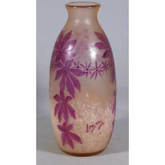 LEGRAS – Grand vase série « Rubis » à décor de vigne vierge – Art Nouveau, vers 1900