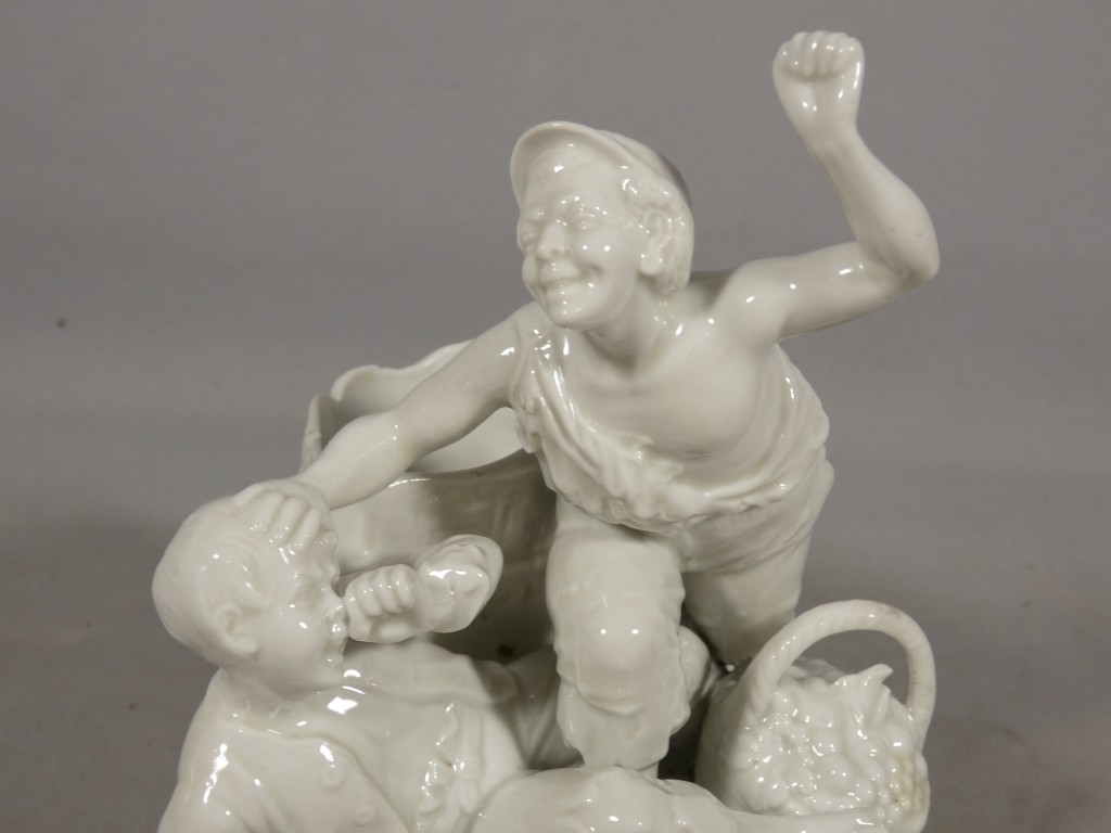 Schäfer & Vater – « La Bagarre » – Groupe en porcelaine, vers 1900 – Image 3
