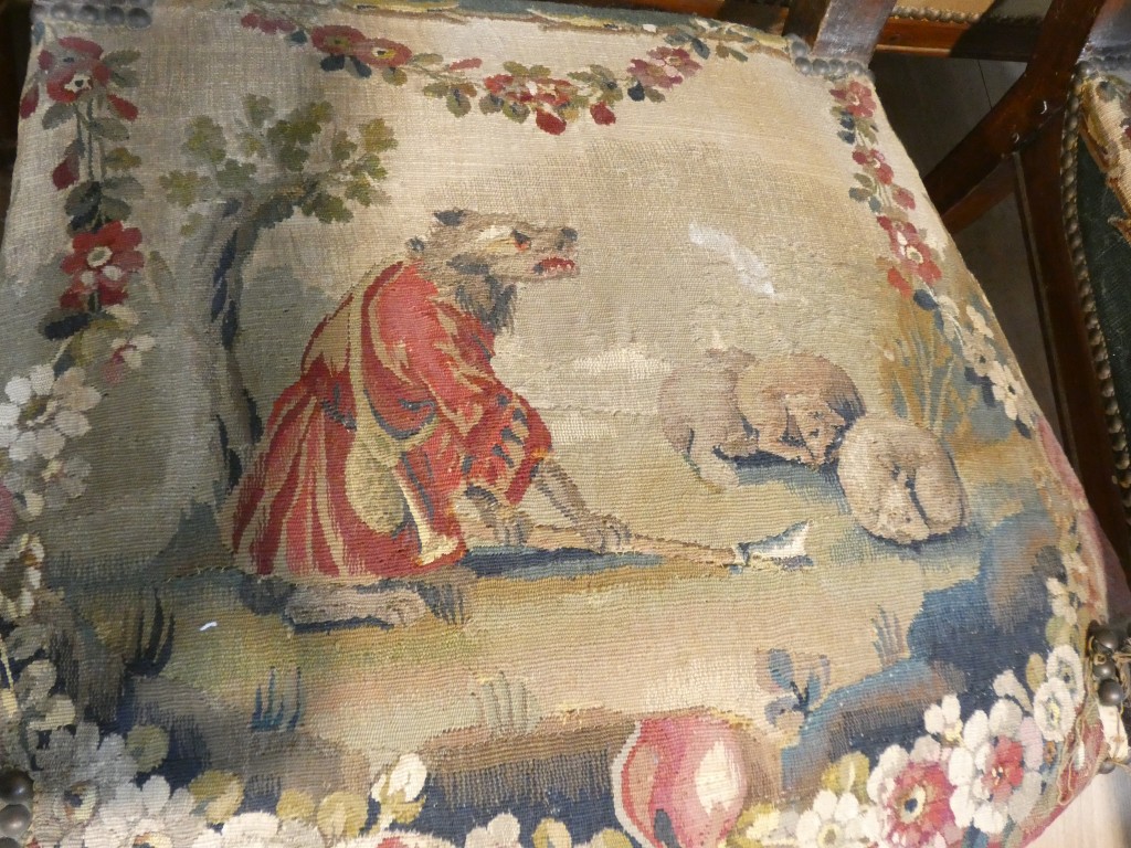 Salon d’époque Directoire en tapisserie XVIIIe siècle scènes pastorales et Fable de la Fontaine – Image 18