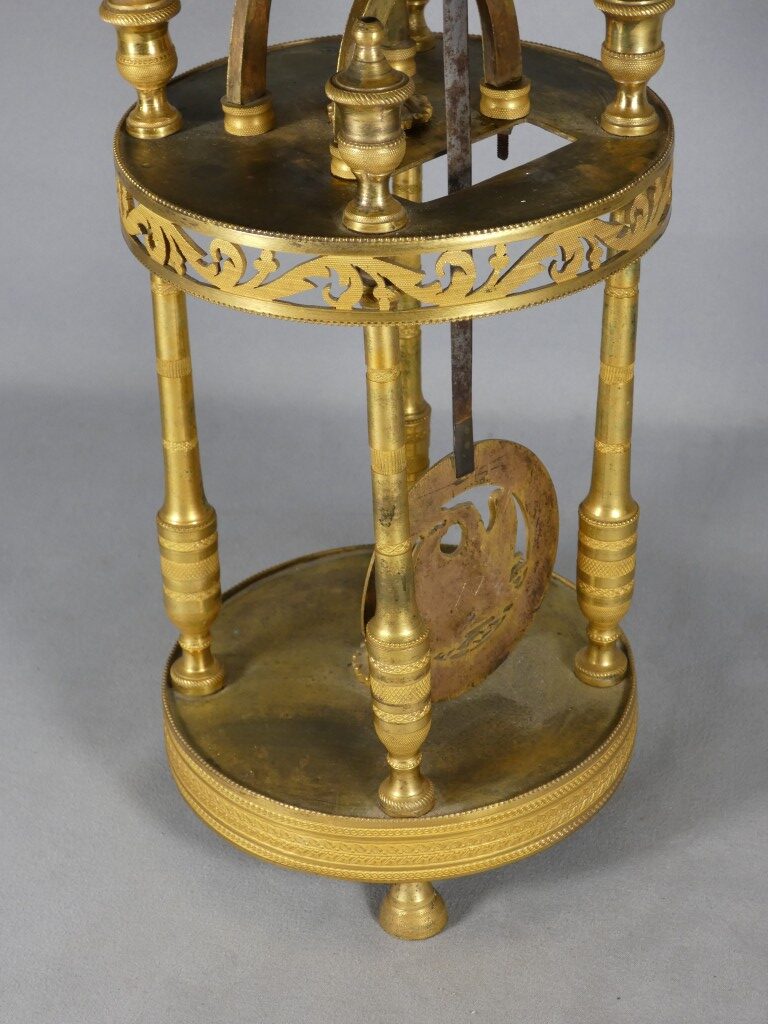 Pendule squelette Directoire en bronze doré aux aigles, signée Le Roy à Paris – XVIIIe siècle – Image 9