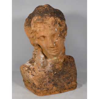 Décor de jardin, buste en terre cuite d'une femme, époque XX ème