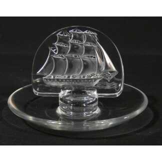 Lalique France, baguier au bateau 3 mâts en cristal