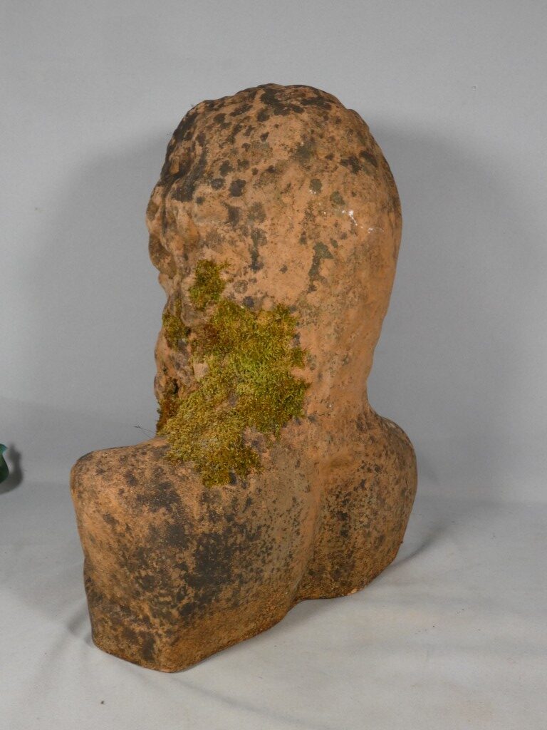 Décor de jardin, buste en terre cuite d'une femme, époque XX ème – Image 5