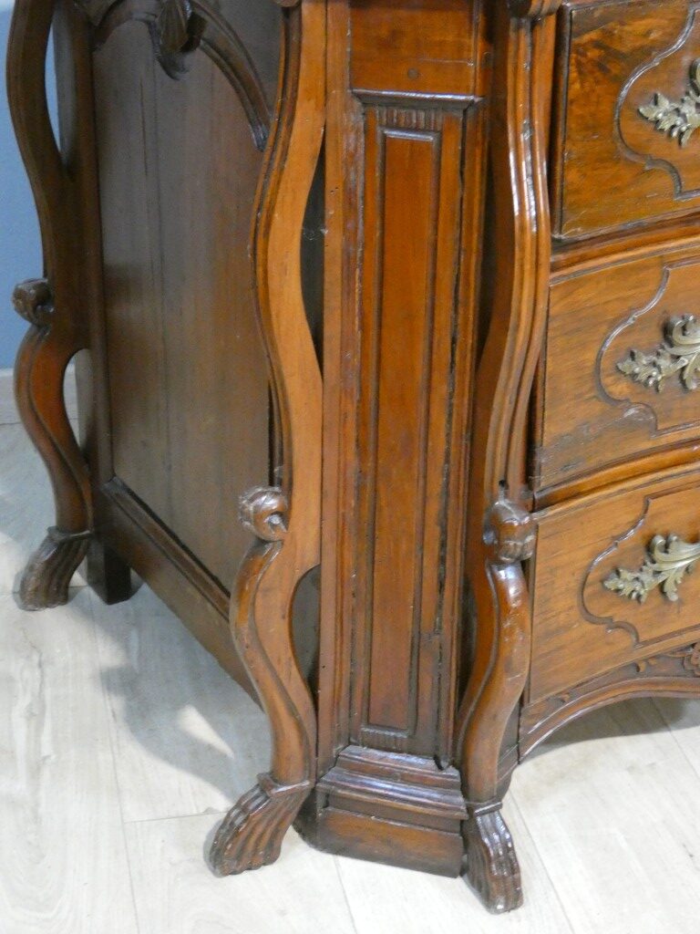Importante commode Mazarine en merisier massif – Époque Louis XIV / Régence – début XVIII ème – Image 5