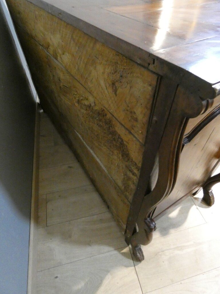Importante commode Mazarine en merisier massif – Époque Louis XIV / Régence – début XVIII ème – Image 24