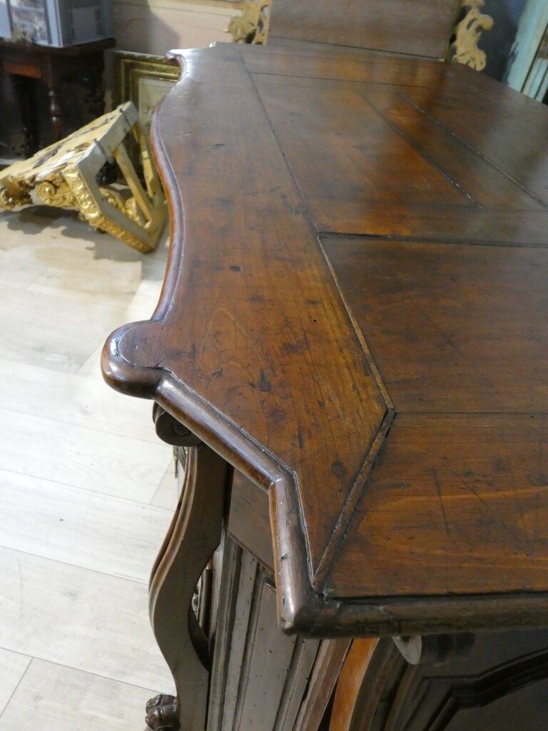 Importante commode Mazarine en merisier massif – Époque Louis XIV / Régence – début XVIII ème – Image 19