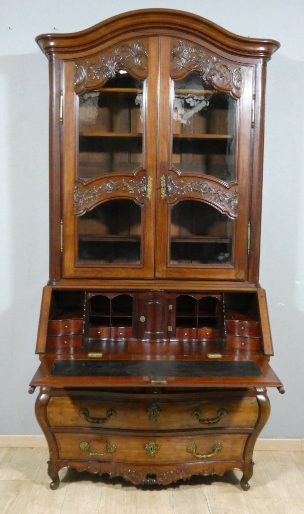Important scriban-bibliothèque bordelais en acajou massif – Époque Louis XV, XVIIIe siècle – Image 3