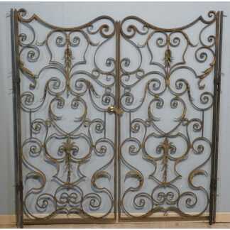 Grande grille d’intérieur portail à deux vantaux en fer forgé, vers 1940-1950