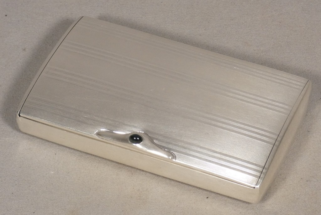 Coffret boîte en argent massif et cabochon de verre Art Déco 1930