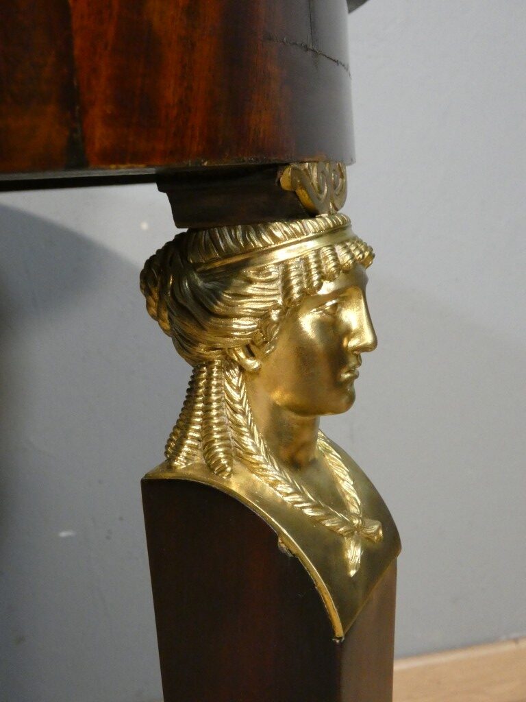 Guéridon tripode d’époque Empire en acajou, bronzes dorés et marbre noir, vers 1810-1820 – Image 13