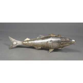 Boîte grand poisson articulé en argent massif Espagne vers 1960