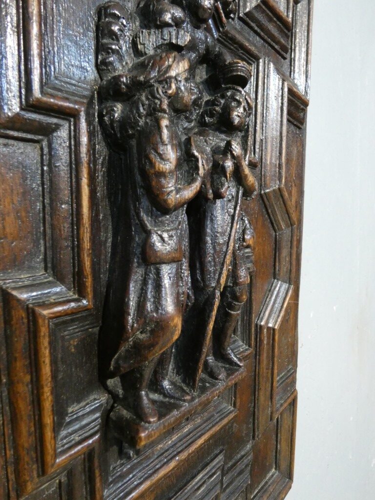 Paire de panneaux Renaissance en chêne sculpté – Scènes de Charité – Flandres, vers 1600 – Image 21