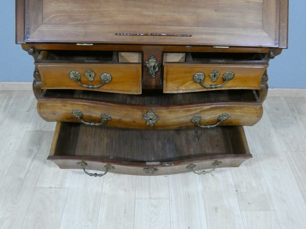 Important scriban-bibliothèque bordelais en acajou massif – Époque Louis XV, XVIIIe siècle – Image 12
