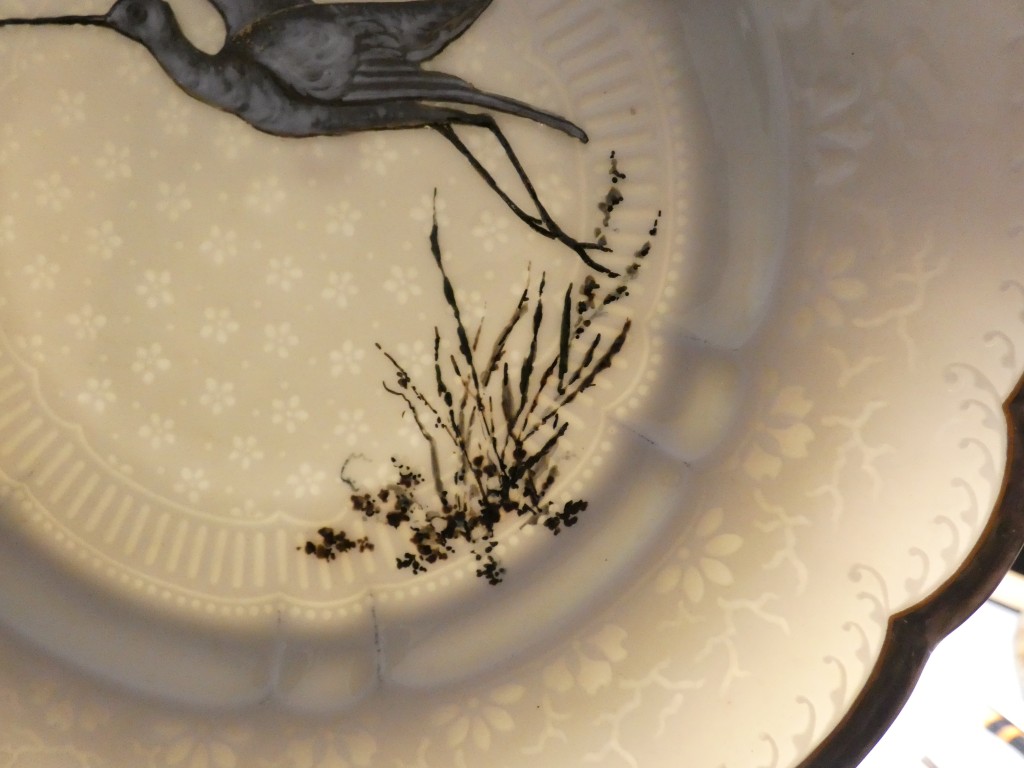 Haviland & Cie – Albert Dammouse – Assiette japonisante au héron en vol, Limoges vers 1885 – Image 11