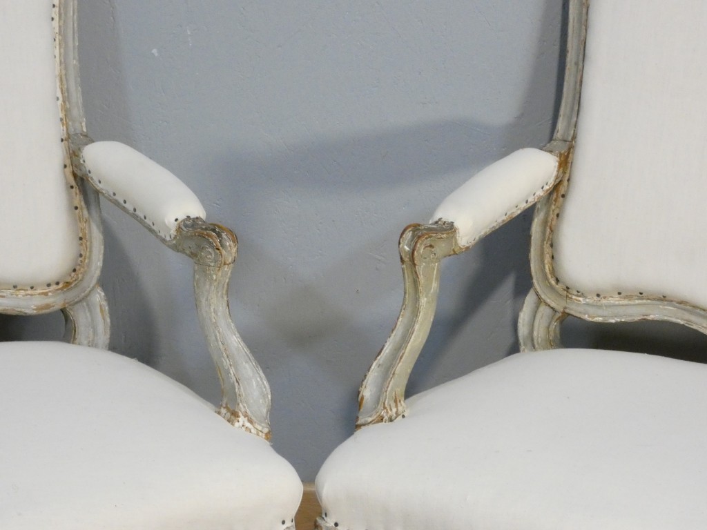 SENE LE PERE – Vers 1745- Paire de fauteuils à la Reine d'époque Louis XV estampillés XVIII ème – Image 4