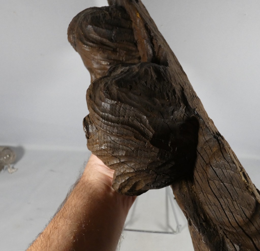 Deux Têtes d’Angelots Ailés en Chêne Sculpté – Élément de Retable, XVIIe Siècle – Image 5