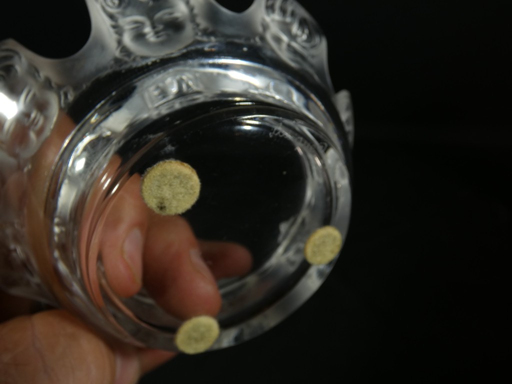 Lalique France – Vide-poche / cendrier modèle Saint-Nicolas aux huit visages – Cristal satiné – Image 9